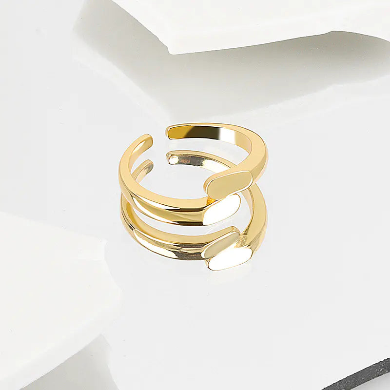 Minimalist Elegance | The Signature Line Ring